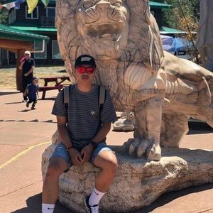 Meet your Posher, Mark darren